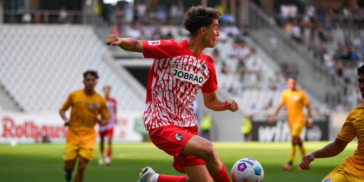 Transfergerüchte: Barcelona kauft beim SC Freiburg ein – Muani mit Top-Klub einig